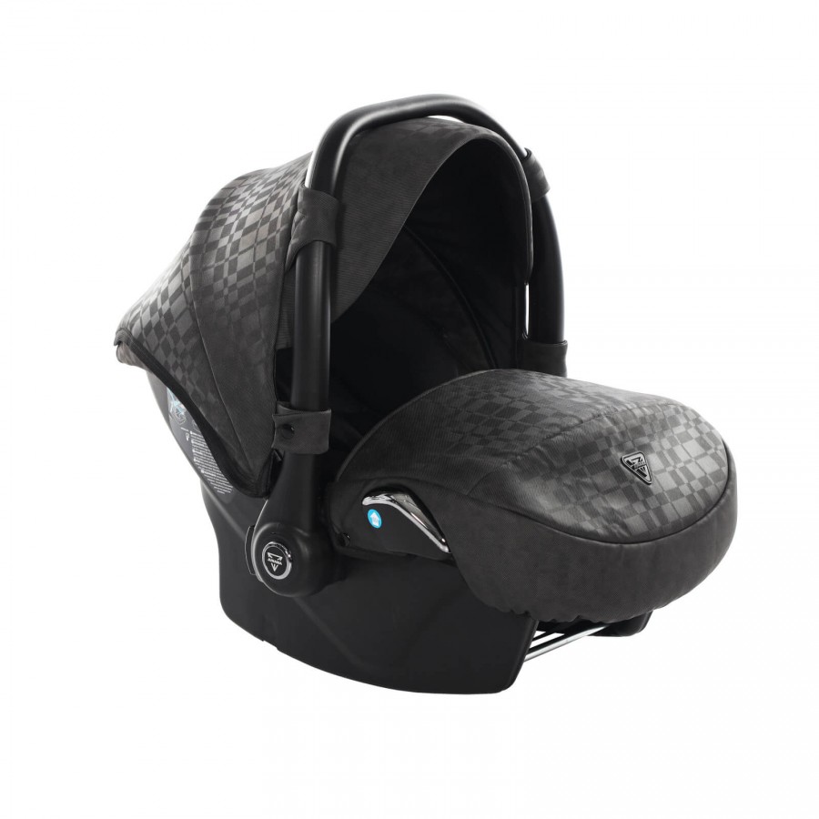 Junama Babyschale Caro 01